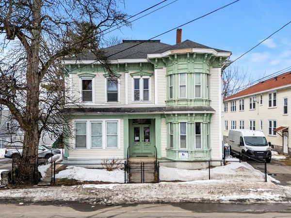 143 Westford St, Lowell, MA 01851