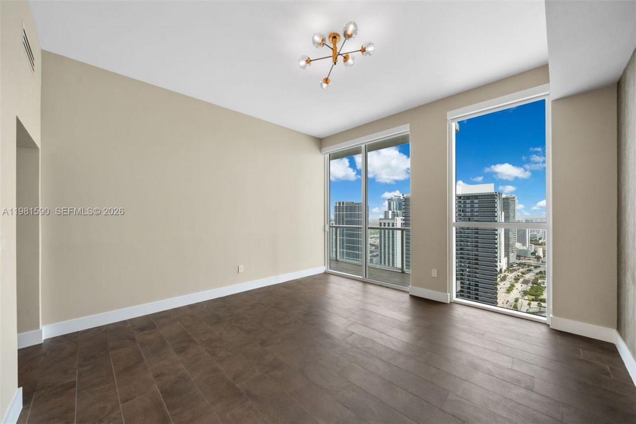 Please Call For Address, Unit UPH-4904, Miami, FL 33132 Photo