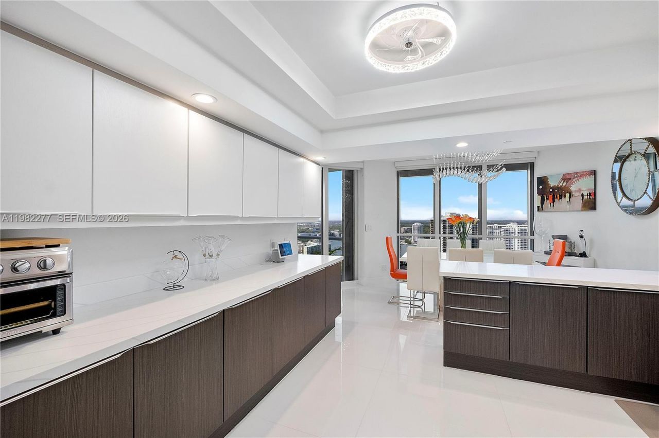 7000 Island Blvd, Unit 2609, Aventura, FL 33160 Photo