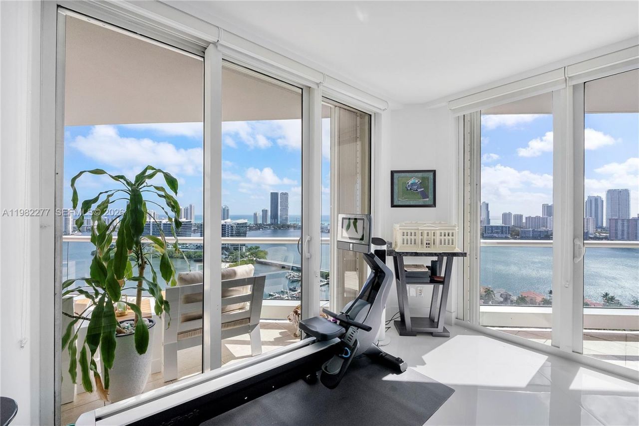 7000 Island Blvd, Unit 2609, Aventura, FL 33160 Photo