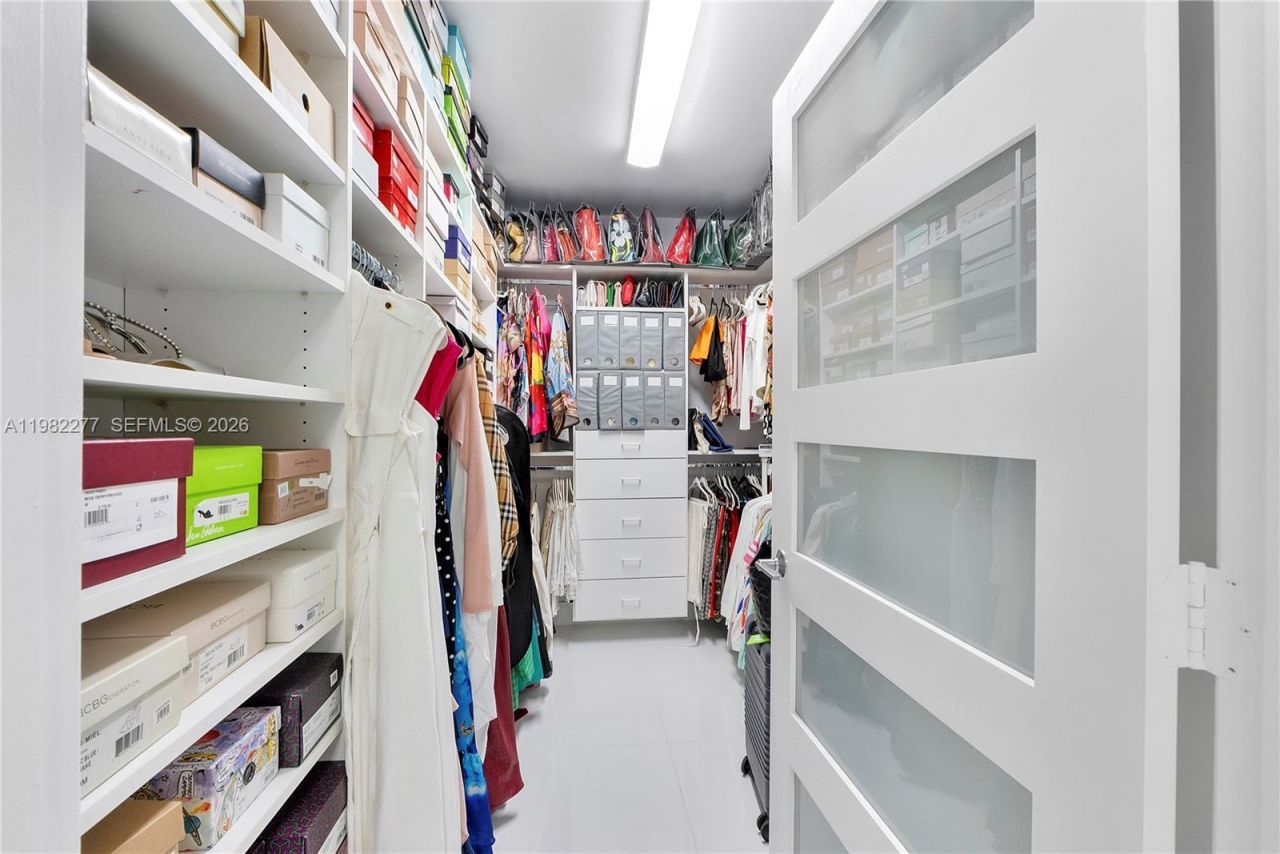 7000 Island Blvd, Unit 2609, Aventura, FL 33160 Photo