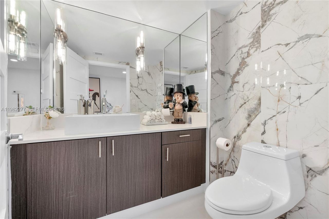 7000 Island Blvd, Unit 2609, Aventura, FL 33160 Photo