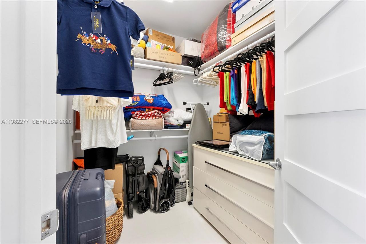 7000 Island Blvd, Unit 2609, Aventura, FL 33160 Photo