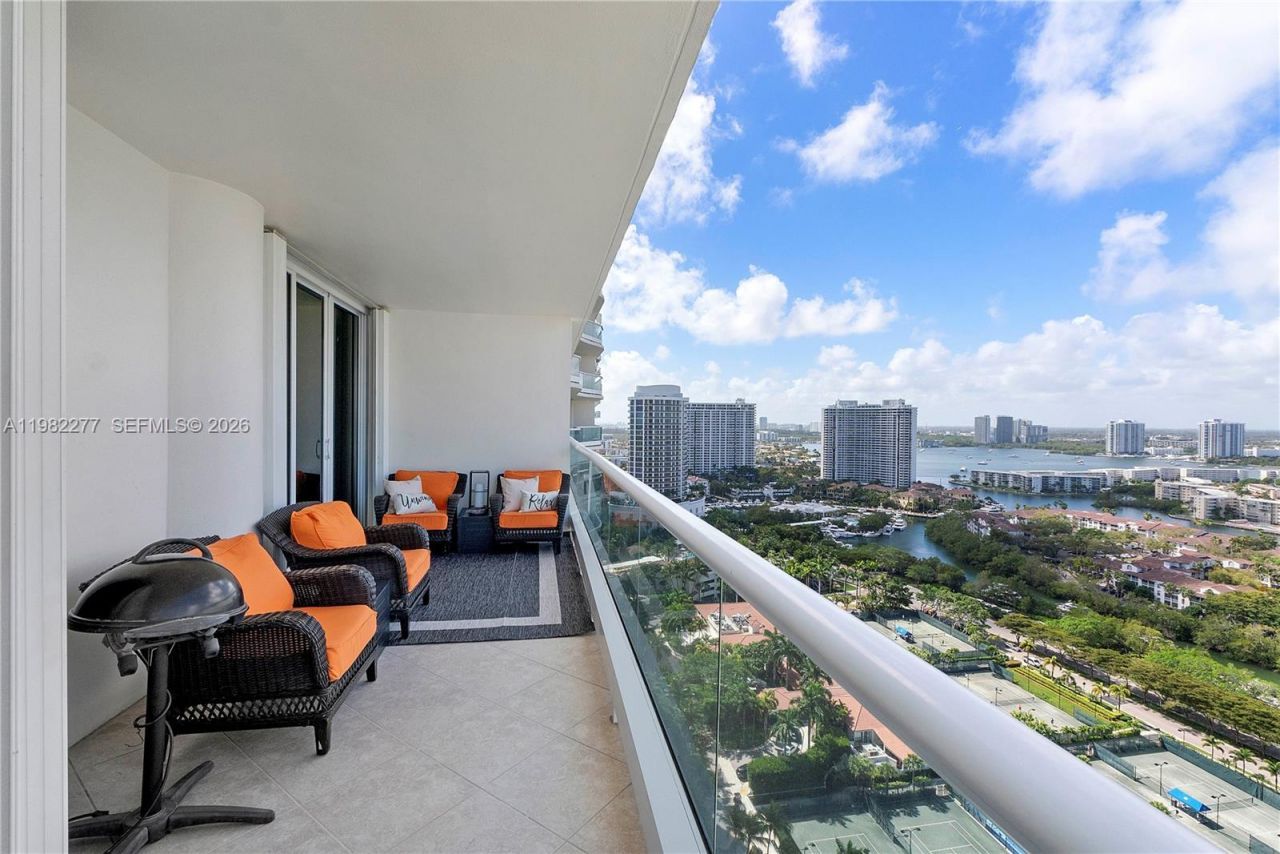 7000 Island Blvd, Unit 2609, Aventura, FL 33160 Photo