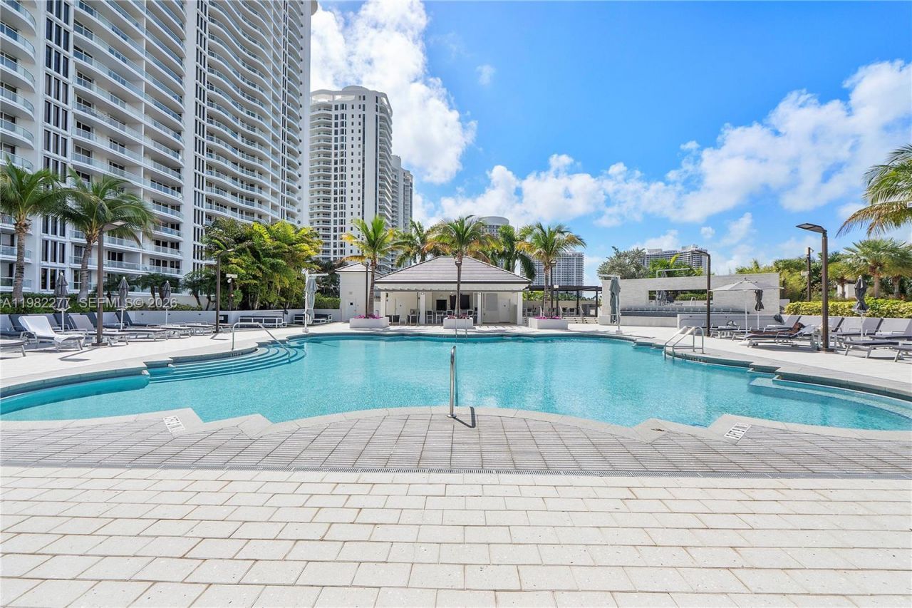 7000 Island Blvd, Unit 2609, Aventura, FL 33160 Photo