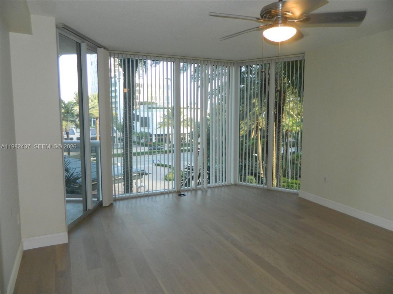 17555 Collins Ave , Unit 406, Sunny Isles Beach, FL 33160 Photo