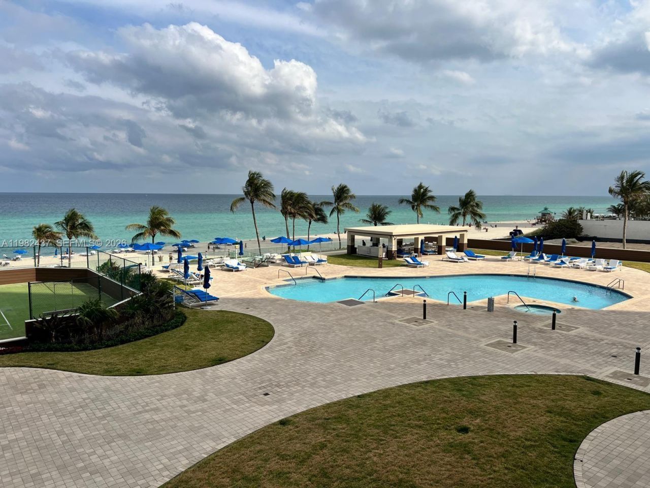 17555 Collins Ave , Unit 406, Sunny Isles Beach, FL 33160 Photo