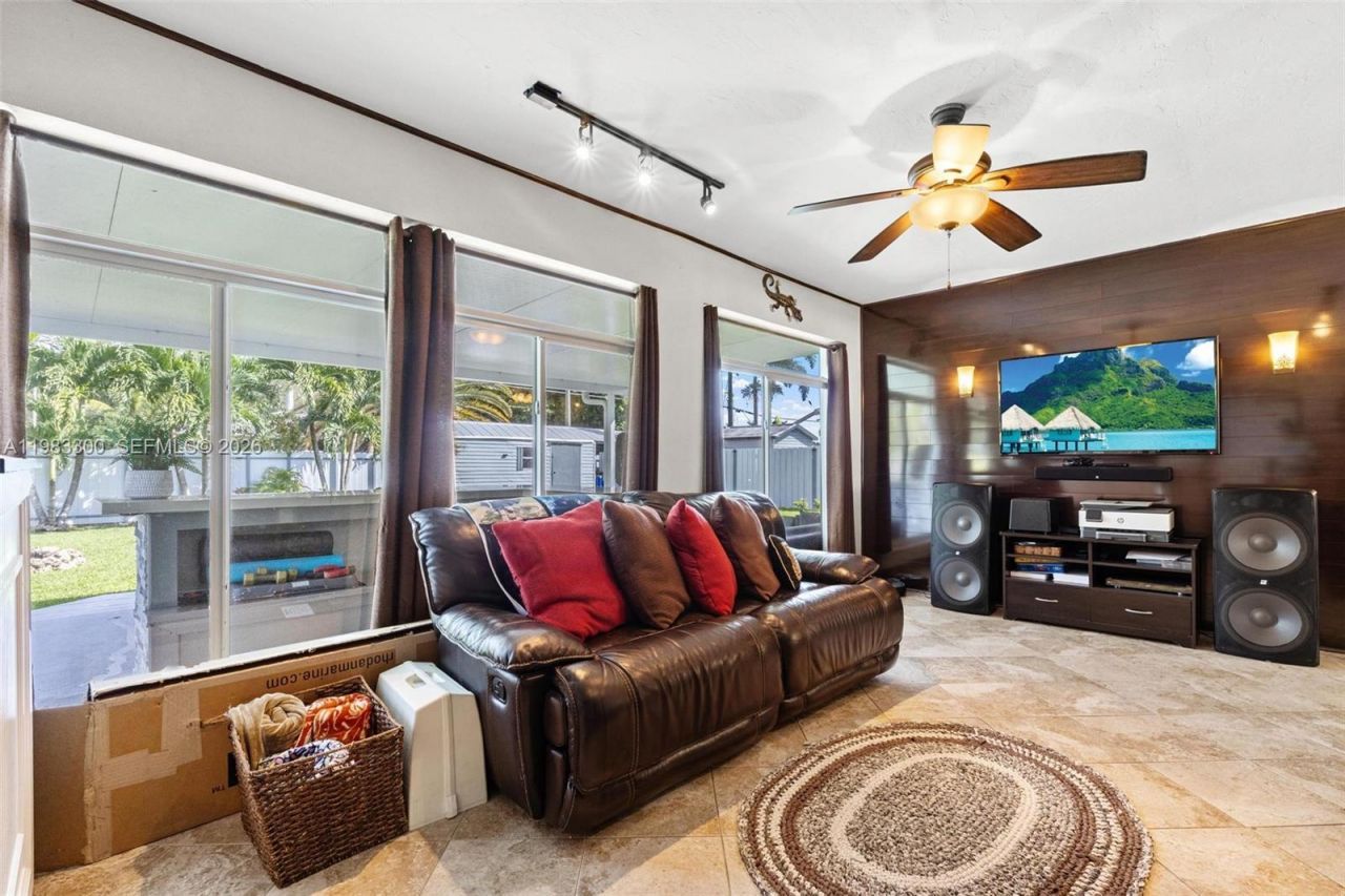 53 NW 19th St, Homestead, FL 33030 Photo