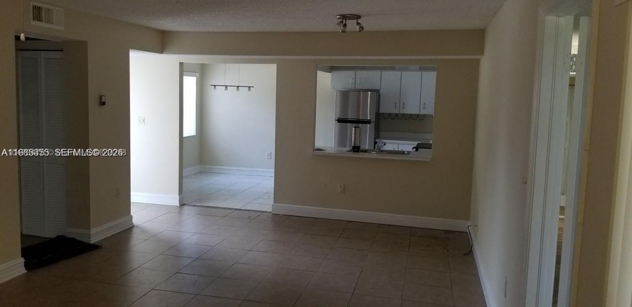 486 NE 210th Cir Ter, Unit 101-29, Miami, FL 33179 Photo