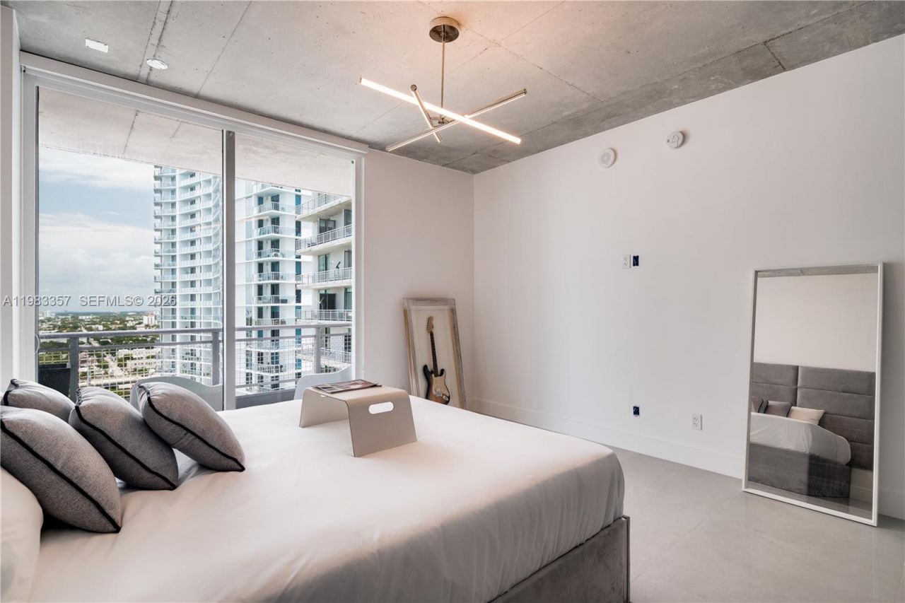 690 SW 1st Ct , Unit 2312, Miami, FL 33130 Photo