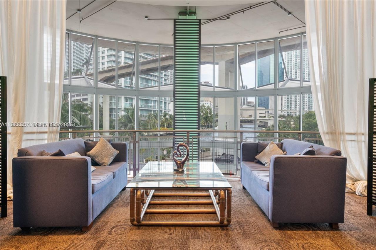 690 SW 1st Ct , Unit 2312, Miami, FL 33130 Photo