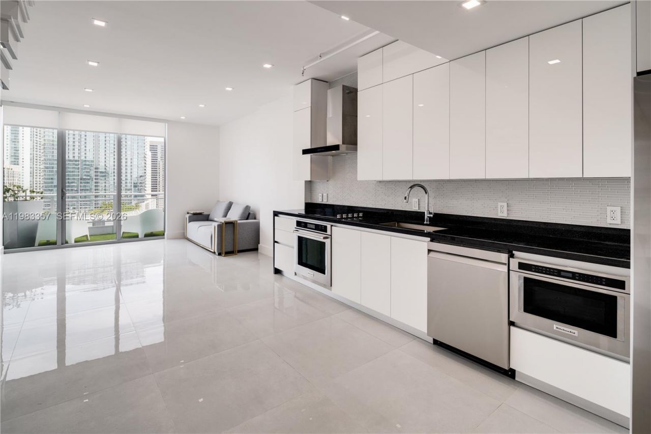 690 SW 1st Ct , Unit 2312, Miami, FL 33130 Photo