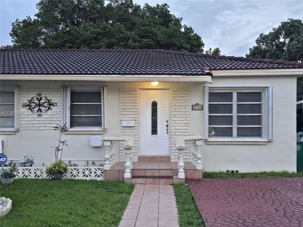 2787 SW 34th Ct, Miami, FL 33133
