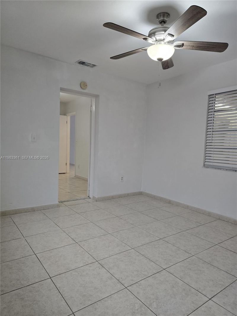 2787 SW 34th Ct, Miami, FL 33133 Photo