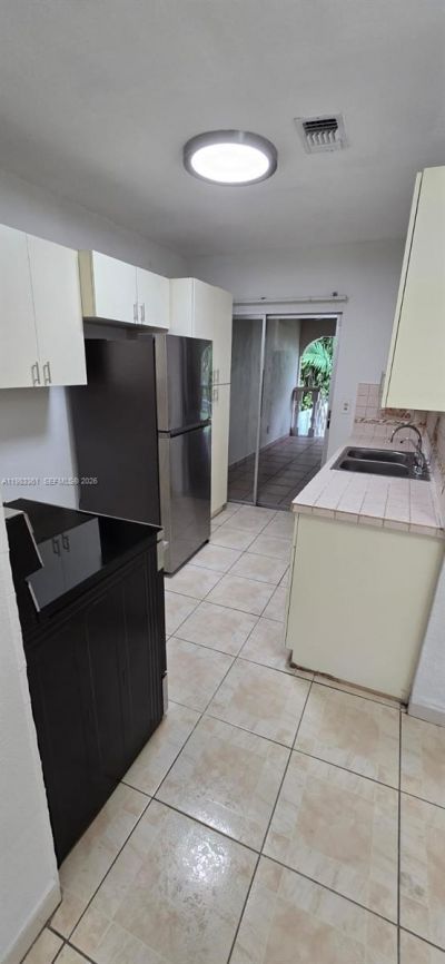2787 SW 34th Ct, Miami, FL 33133 Photo