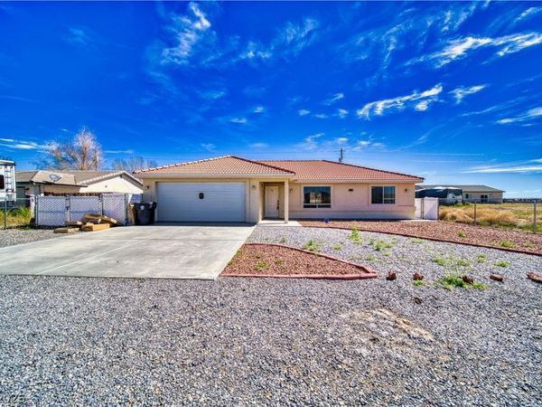 2041 Jacaranda Street , Pahrump, NV 89048