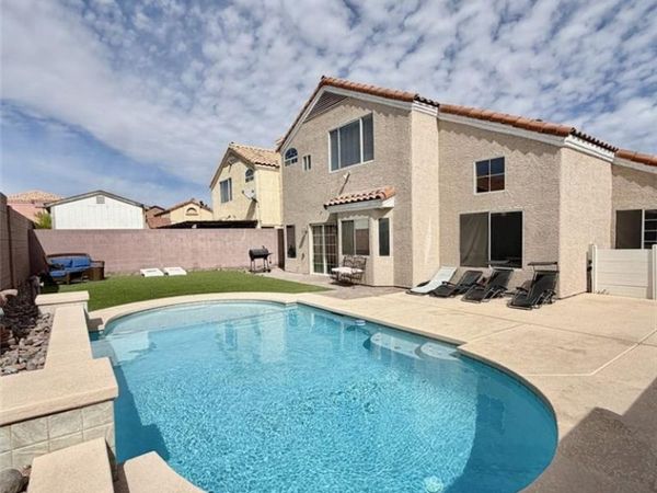 2305 Hedgewood Drive, North Las Vegas, NV 89032