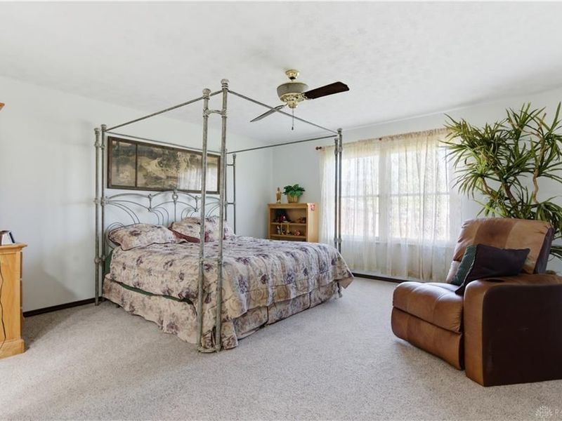 8858 Deer Hollow Drive, Huber Heights, OH 45424 Photo 27