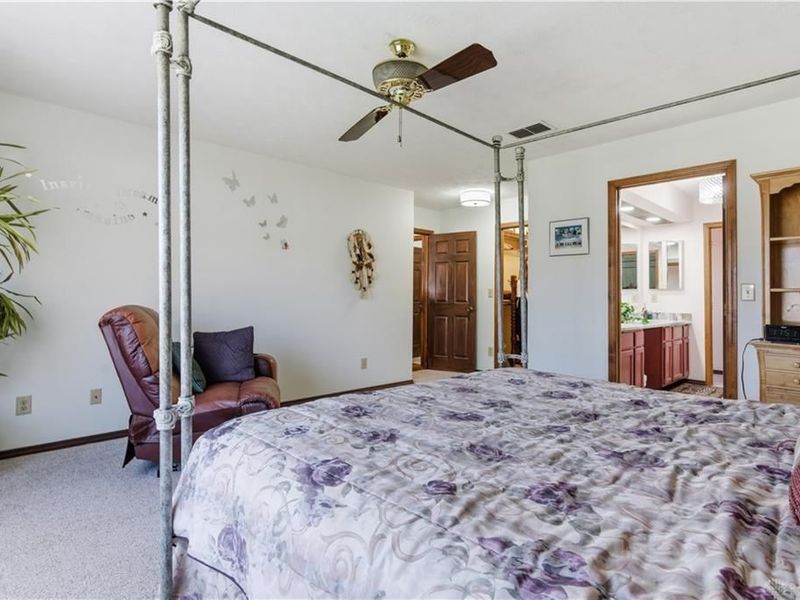 8858 Deer Hollow Drive, Huber Heights, OH 45424 Photo 28