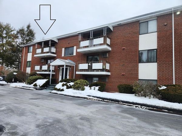 40 Colonial Dr, Unit 40-8, Andover, MA 01810