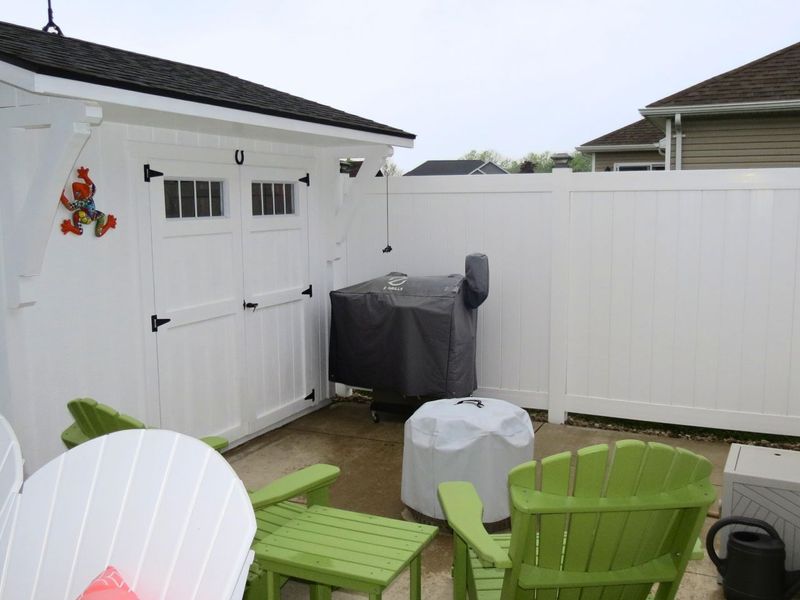 546 Loxley Lane, Troy, OH 45373 Photo 18