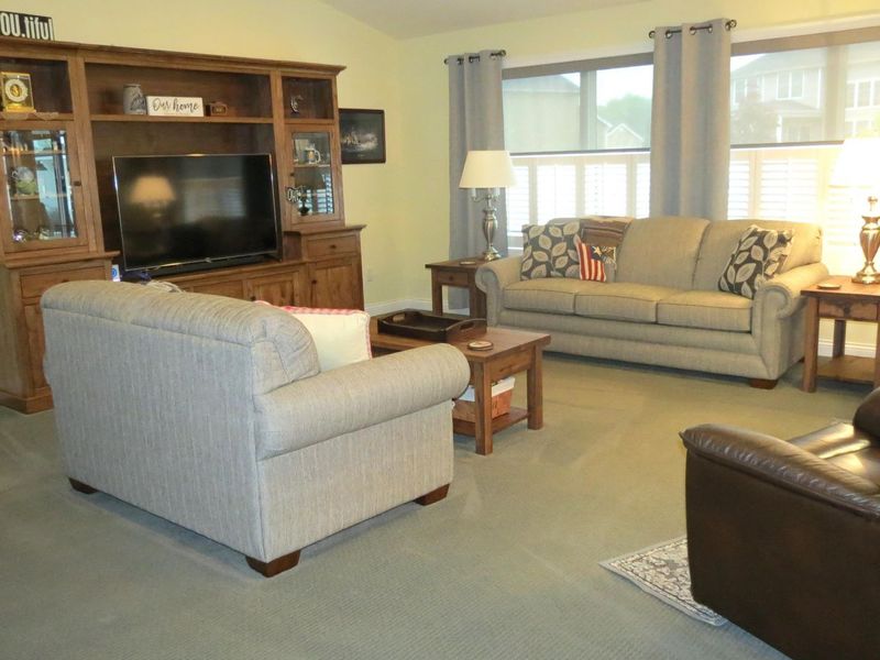 546 Loxley Lane, Troy, OH 45373 Photo 4