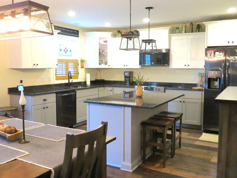 546 Loxley Lane, Troy, OH 45373 Photo 6