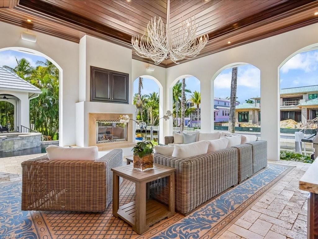 1750 4th St S, Naples, FL 34102 Photo