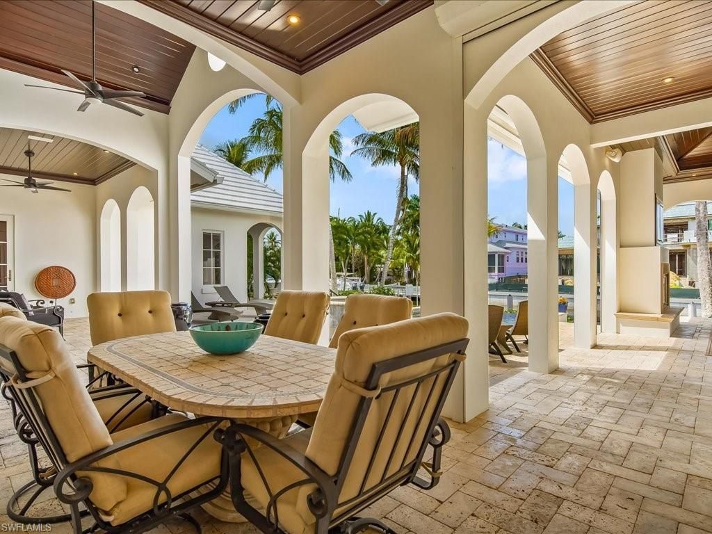 1750 4th St S, Naples, FL 34102 Photo