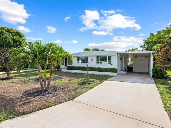 40 Le Mans DR, NAPLES, FL 34112
