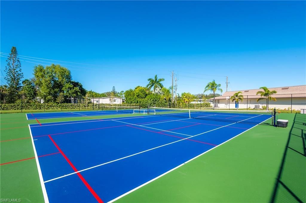 40 Le Mans Dr, Naples, FL 34112 Photo