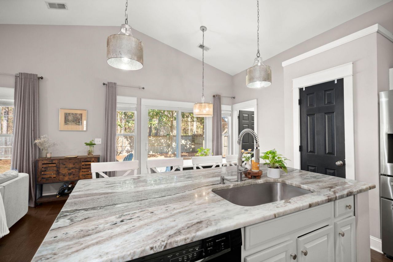 1108 Old Course Lane Photo 17