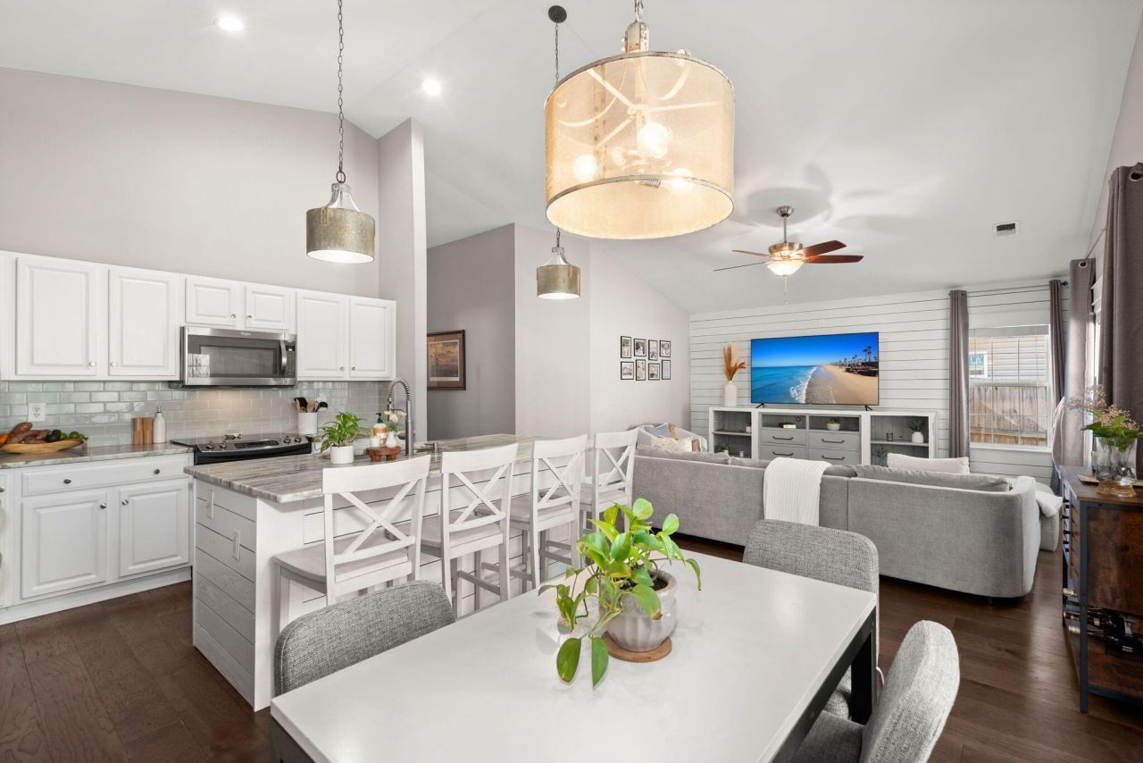 1108 Old Course Lane Photo 19