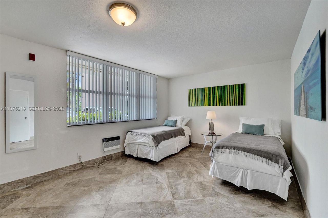1936 S Ocean , Unit 20D, Hallandale Beach, FL 33009 Photo