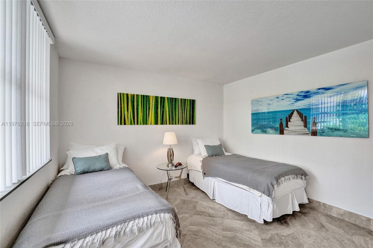 1936 S Ocean , Unit 20D, Hallandale Beach, FL 33009 Photo