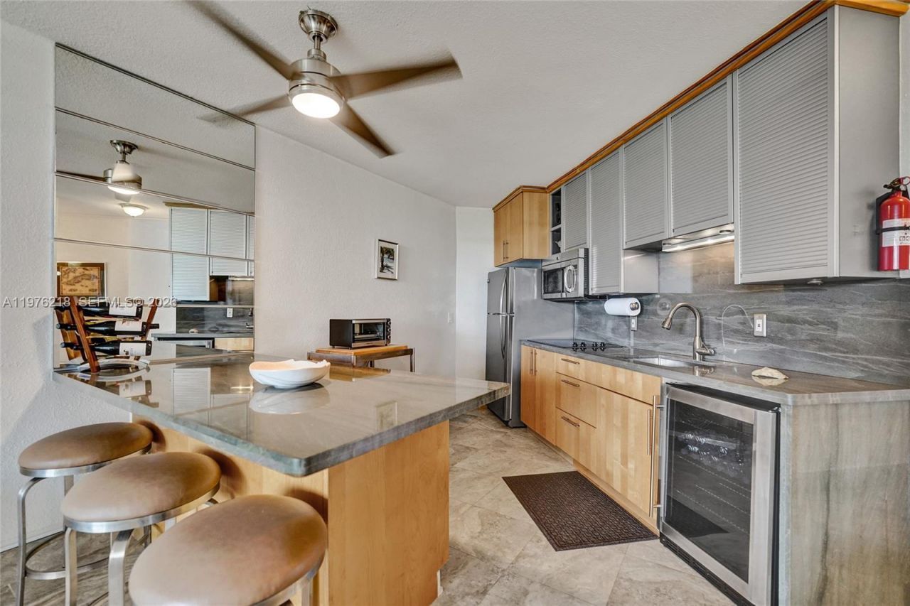 1936 S Ocean , Unit 20D, Hallandale Beach, FL 33009 Photo