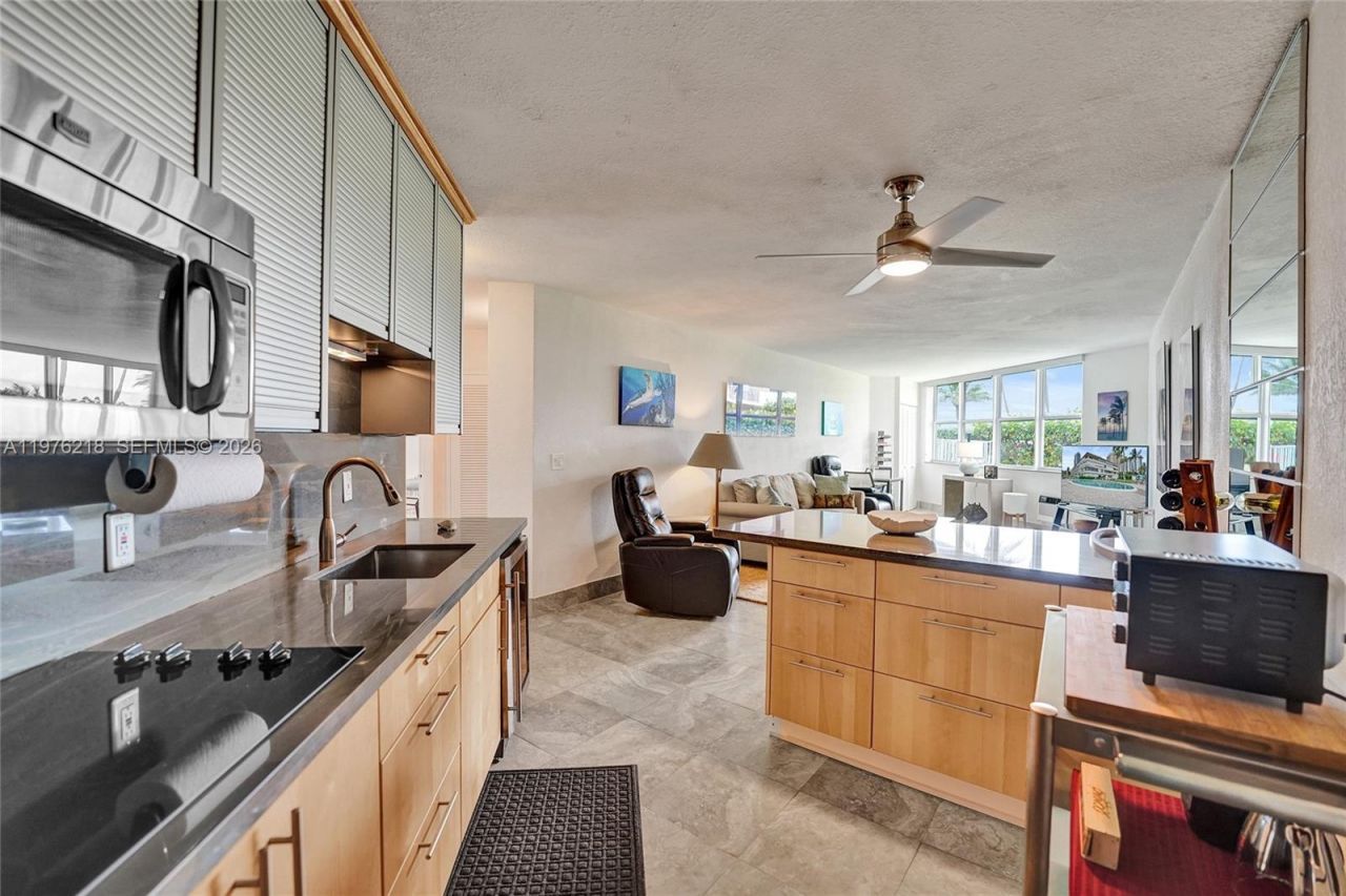 1936 S Ocean , Unit 20D, Hallandale Beach, FL 33009 Photo