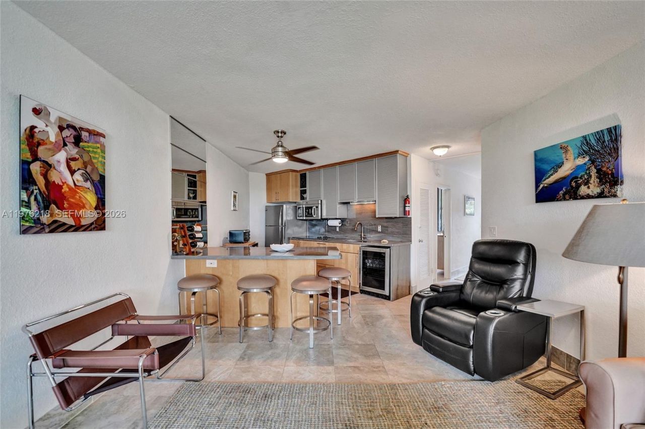 1936 S Ocean , Unit 20D, Hallandale Beach, FL 33009 Photo