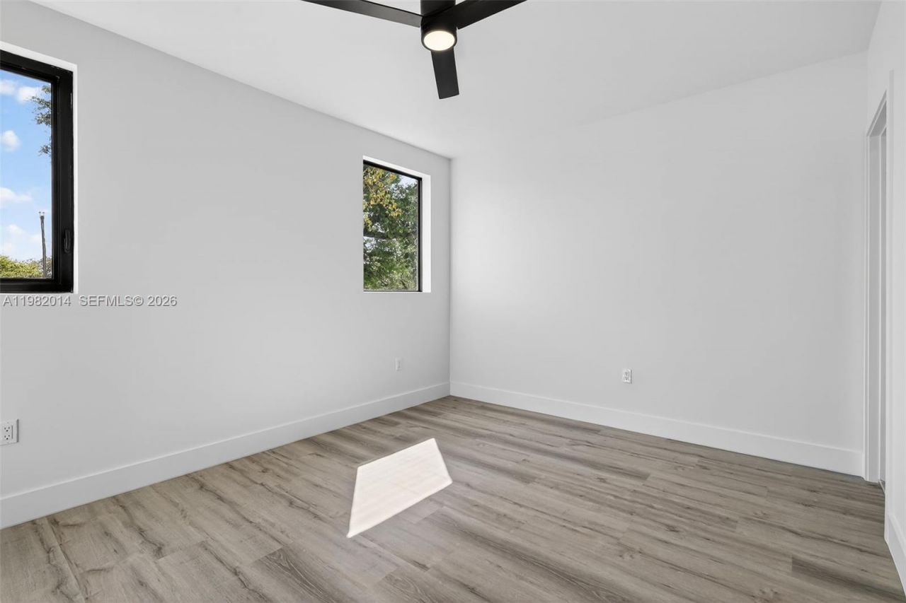 4311 NW 32nd Ave, Miami, FL 33142 Photo