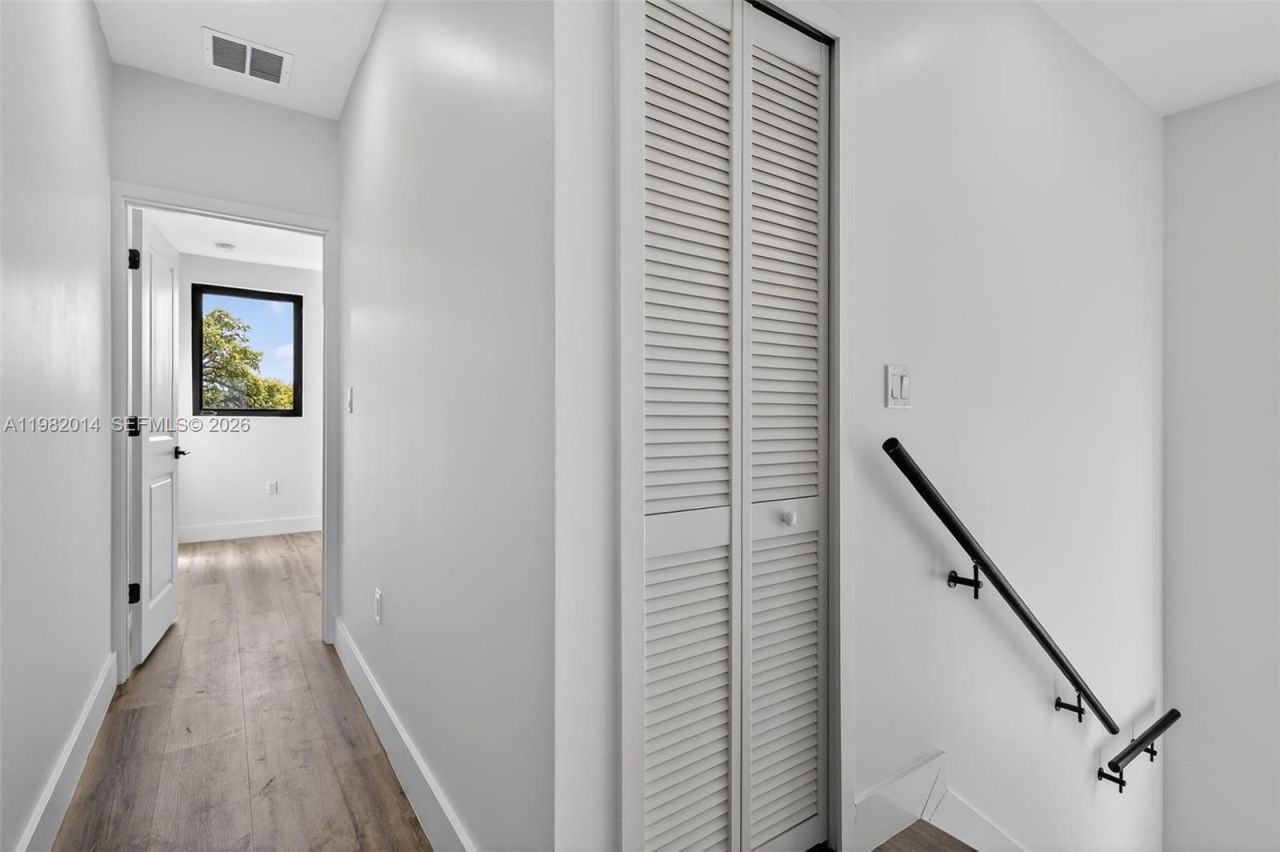 4311 NW 32nd Ave , Miami, FL 33142 Photo