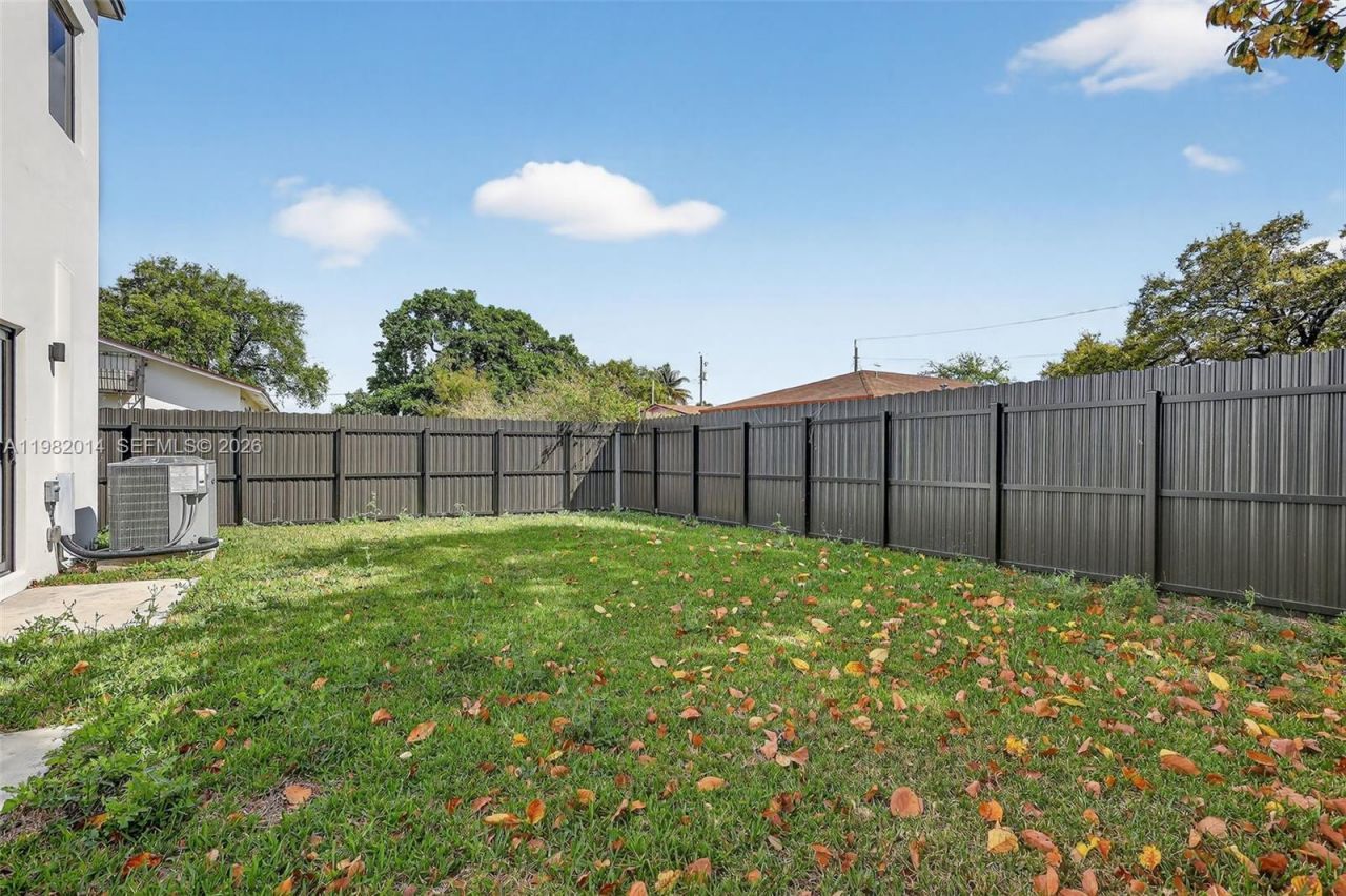 4311 NW 32nd Ave , Miami, FL 33142 Photo