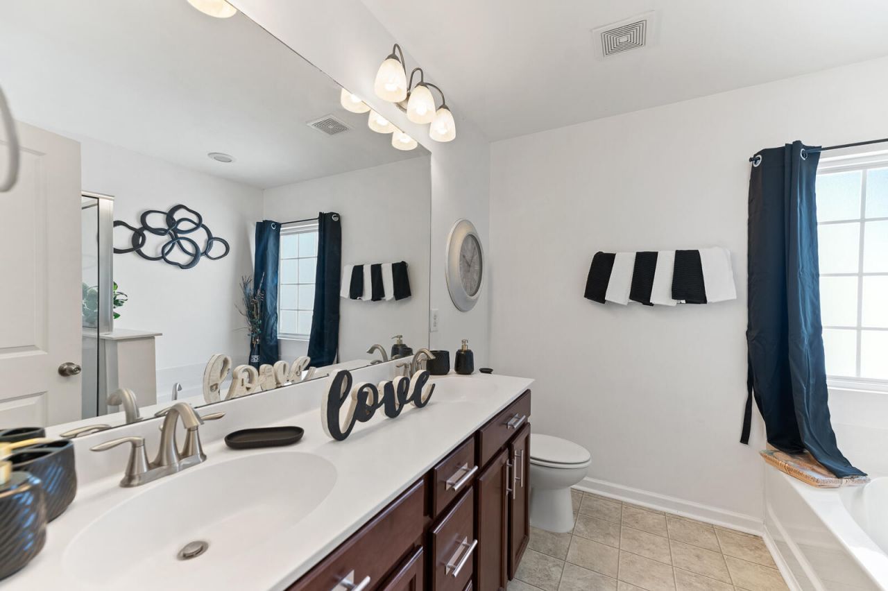 228 Swamp Creek Lane Photo 17