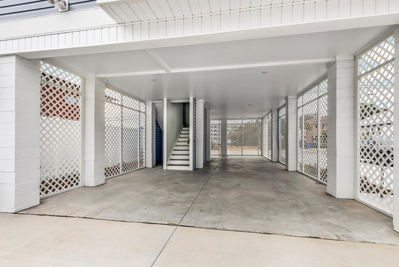 306 6th Ave. N Photo 7