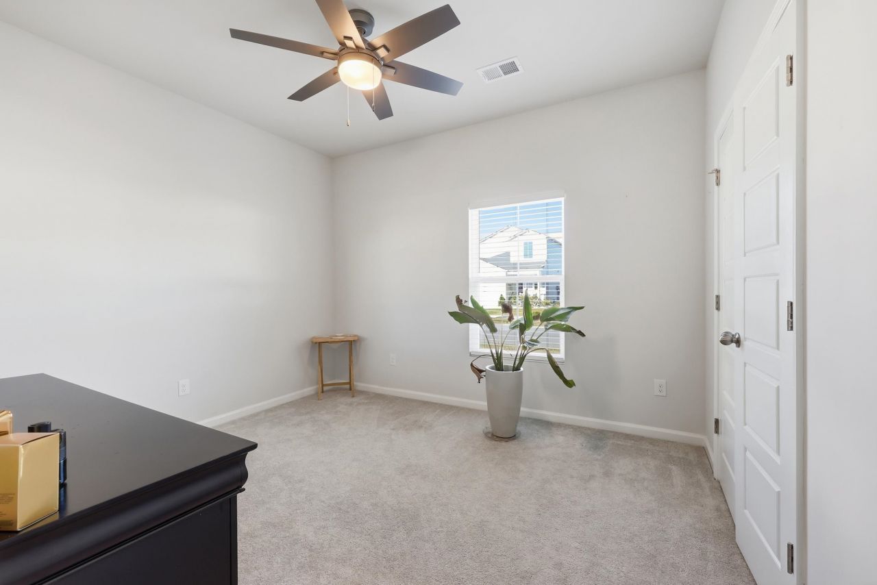 150 Fox Rae Dr. Photo 15