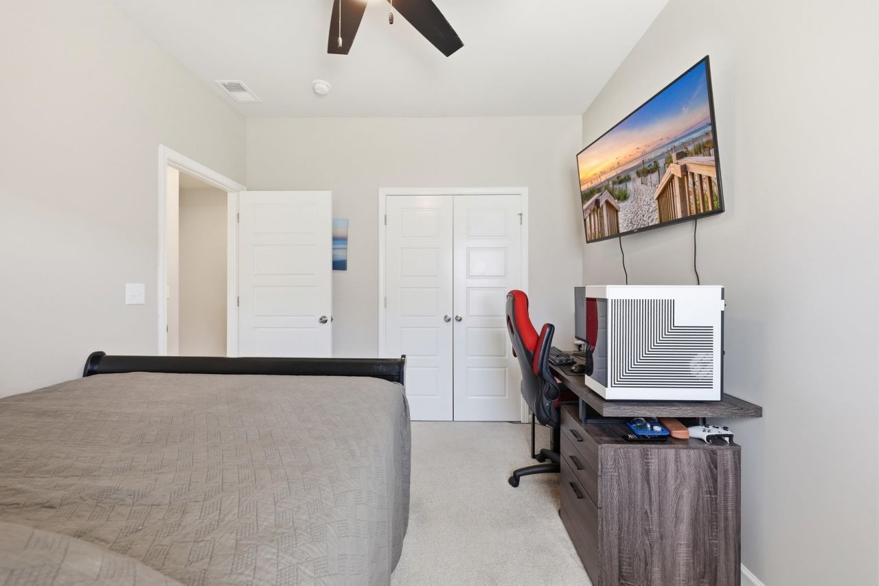 150 Fox Rae Dr. Photo 18