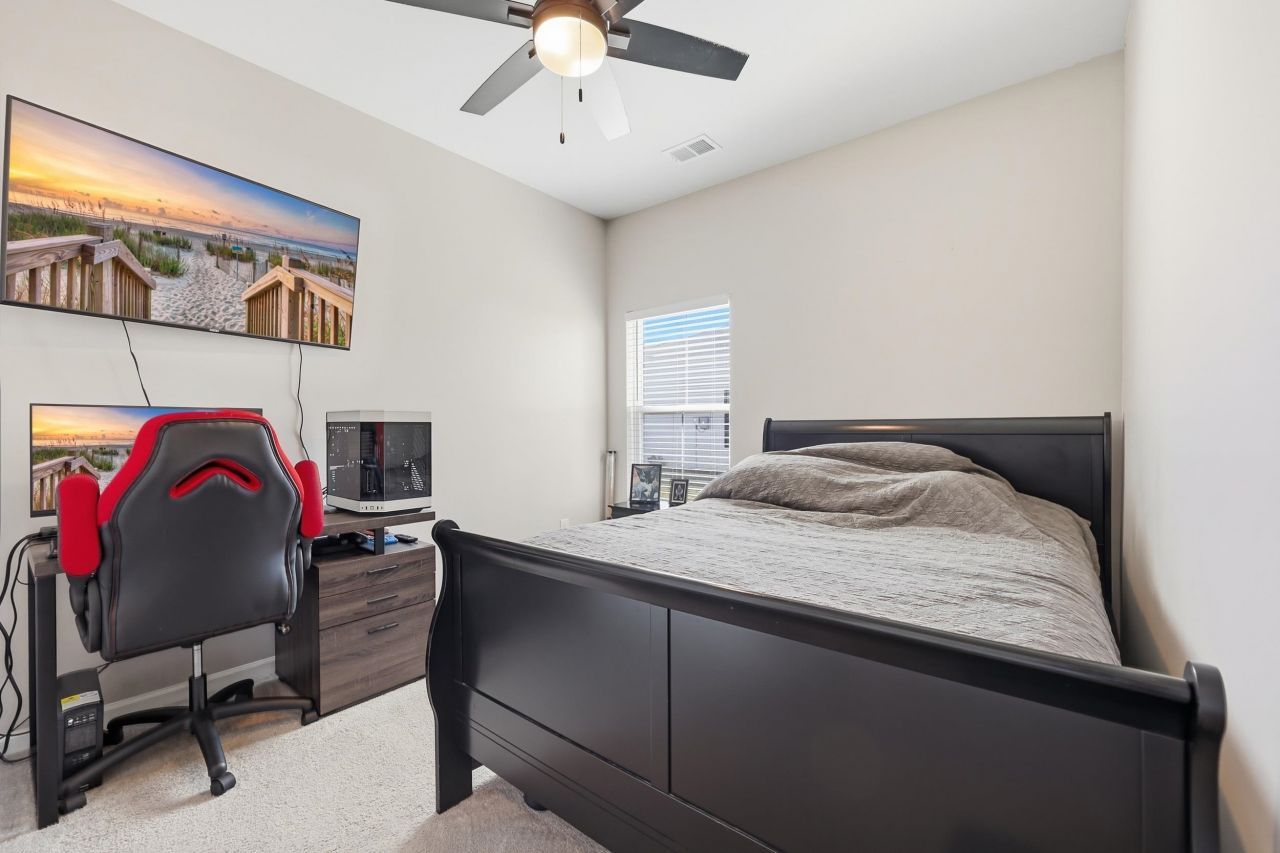 150 Fox Rae Dr. Photo 19