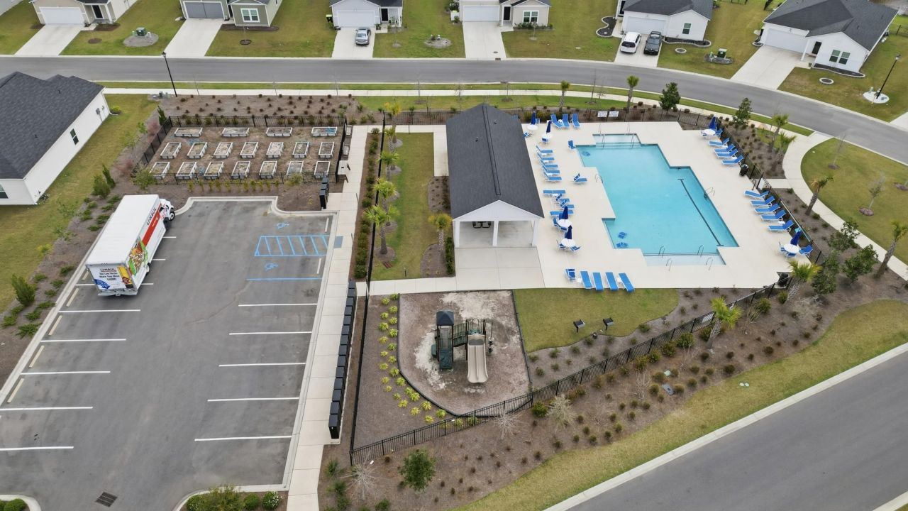 150 Fox Rae Dr. Photo 30