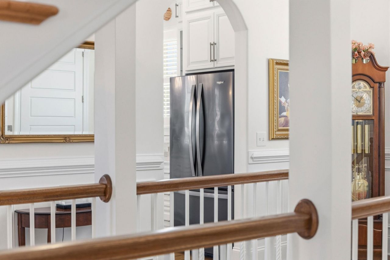 2001 Summer Rose Ln.  Photo 11