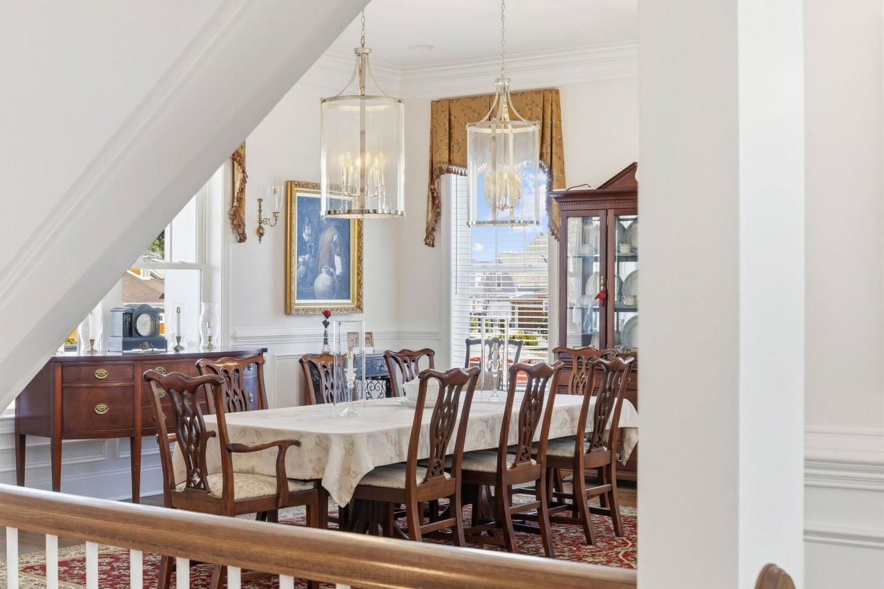 2001 Summer Rose Ln.  Photo 12