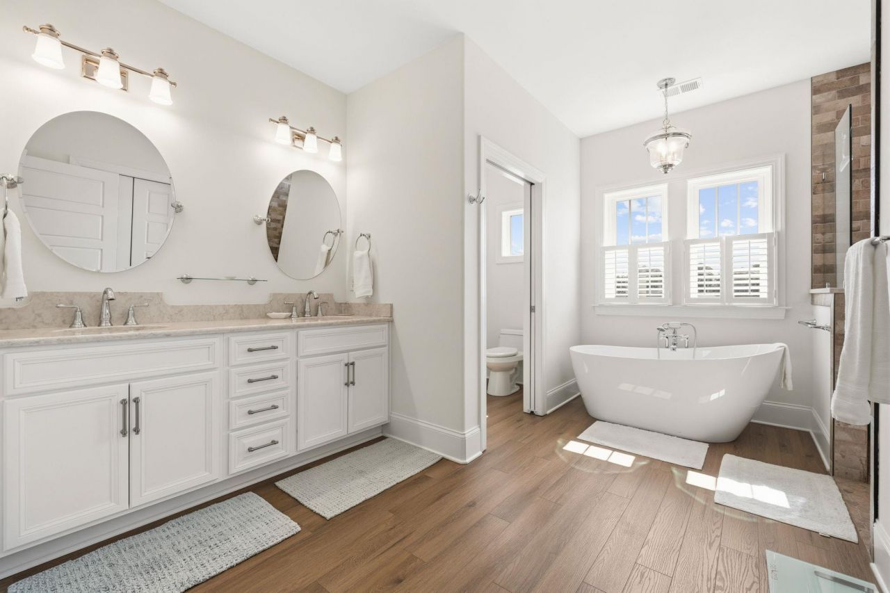 2001 Summer Rose Ln.  Photo 30